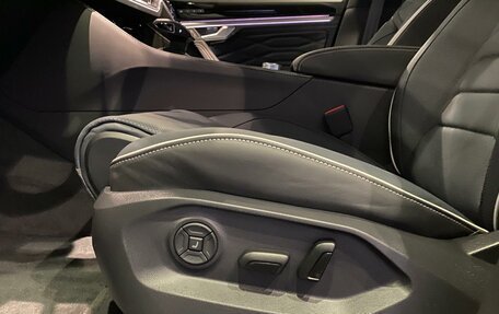 Volkswagen Touareg III, 2024 год, 13 490 000 рублей, 20 фотография