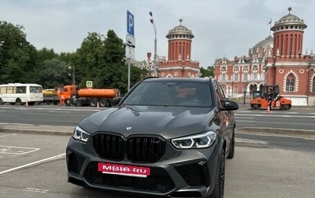 BMW X5 M, 2021 год, 11 275 000 рублей, 2 фотография
