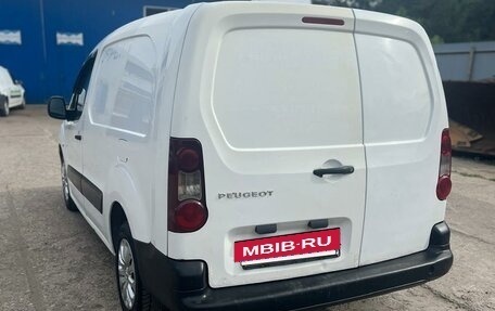 Peugeot Partner II рестайлинг 2, 2012 год, 550 000 рублей, 7 фотография