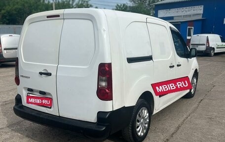 Peugeot Partner II рестайлинг 2, 2012 год, 550 000 рублей, 8 фотография