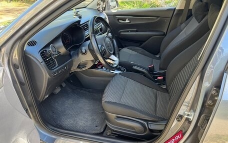 KIA Rio IV, 2018 год, 1 350 000 рублей, 7 фотография