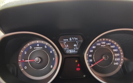 Hyundai Elantra V, 2014 год, 850 000 рублей, 25 фотография