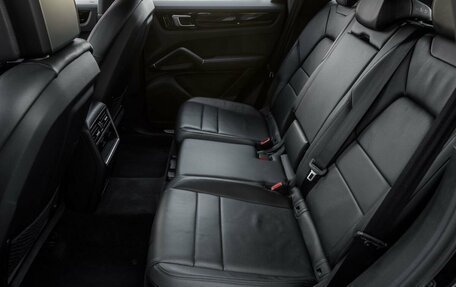 Porsche Cayenne III, 2018 год, 6 599 000 рублей, 27 фотография