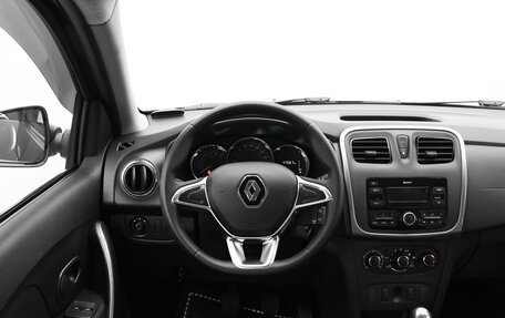Renault Logan II, 2019 год, 940 000 рублей, 6 фотография