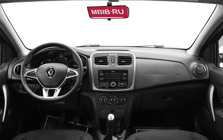 Renault Logan II, 2019 год, 940 000 рублей, 5 фотография