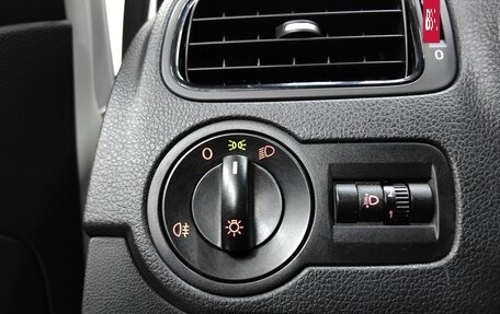 Volkswagen Polo VI (EU Market), 2017 год, 1 058 000 рублей, 19 фотография