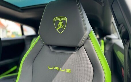 Lamborghini Urus I, 2025 год, 57 000 000 рублей, 15 фотография