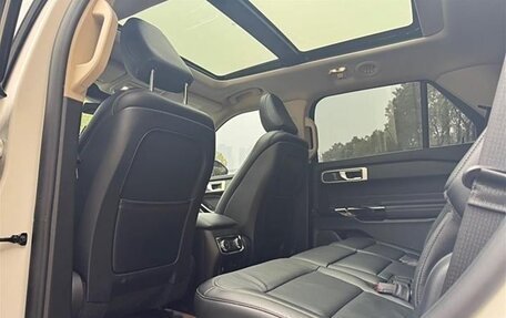 Ford Explorer VI, 2022 год, 3 503 027 рублей, 14 фотография
