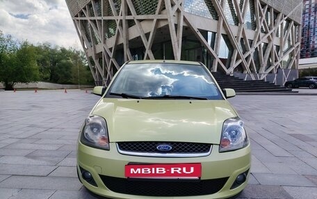 Ford Fiesta, 2007 год, 420 000 рублей, 2 фотография