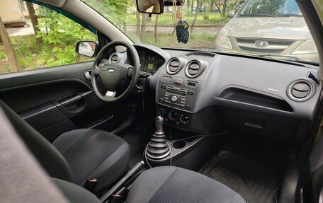 Ford Fiesta, 2007 год, 420 000 рублей, 14 фотография