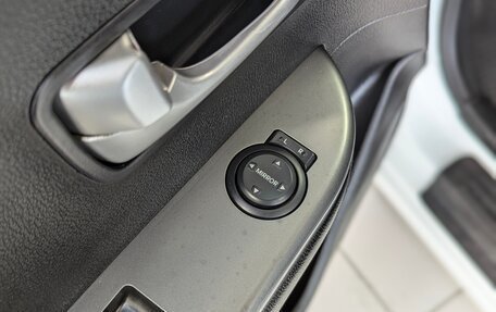 KIA Rio III рестайлинг, 2016 год, 999 000 рублей, 28 фотография