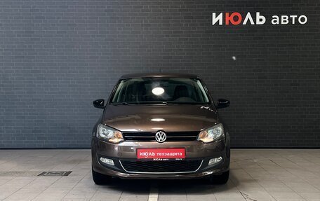 Volkswagen Polo VI (EU Market), 2011 год, 750 000 рублей, 2 фотография
