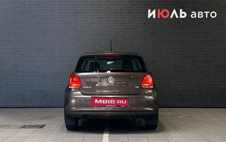 Volkswagen Polo VI (EU Market), 2011 год, 750 000 рублей, 6 фотография