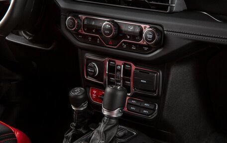 Jeep Wrangler, 2024 год, 16 398 000 рублей, 12 фотография