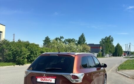 Mitsubishi Outlander III рестайлинг 3, 2013 год, 1 175 000 рублей, 5 фотография