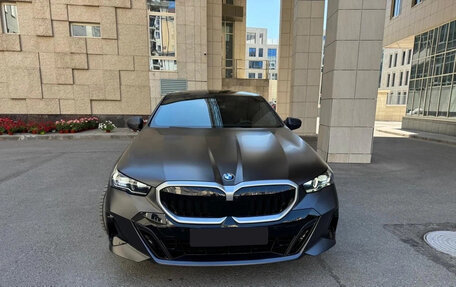 BMW 5 серия, 2025 год, 7 500 000 рублей, 1 фотография
