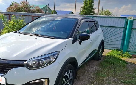 Renault Kaptur I рестайлинг, 2018 год, 1 270 000 рублей, 2 фотография