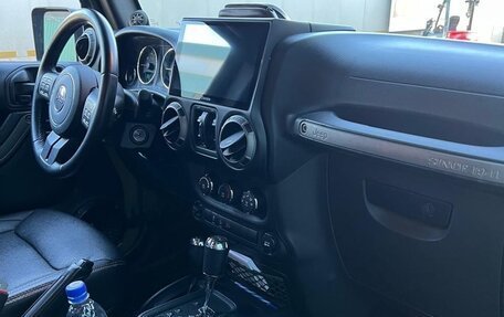 Jeep Wrangler, 2013 год, 4 200 000 рублей, 35 фотография
