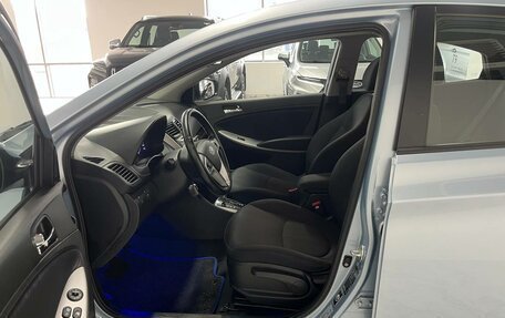 Hyundai Solaris II рестайлинг, 2012 год, 990 000 рублей, 7 фотография