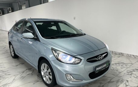 Hyundai Solaris II рестайлинг, 2012 год, 990 000 рублей, 5 фотография
