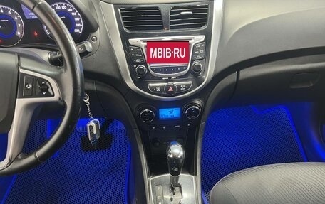 Hyundai Solaris II рестайлинг, 2012 год, 990 000 рублей, 14 фотография