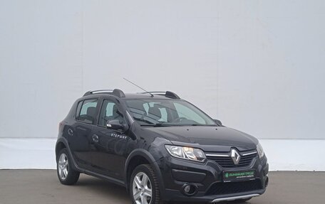 Renault Sandero II рестайлинг, 2018 год, 1 020 000 рублей, 3 фотография