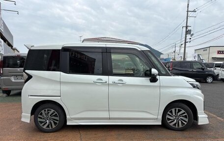 Toyota Roomy I, 2022 год, 830 000 рублей, 2 фотография