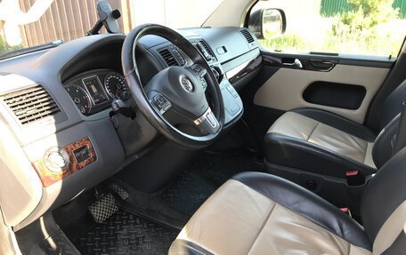 Volkswagen Multivan T5, 2015 год, 3 980 000 рублей, 9 фотография