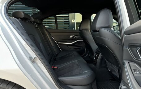BMW 5 серия, 2022 год, 4 700 000 рублей, 13 фотография