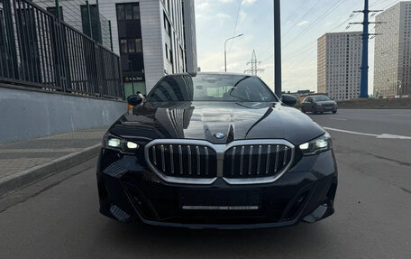 BMW 5 серия, 2024 год, 7 100 000 рублей, 20 фотография