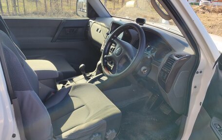 Mitsubishi Pajero III рестайлинг, 2000 год, 690 000 рублей, 7 фотография