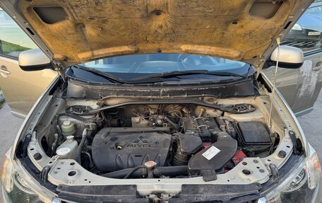 Mitsubishi Outlander III рестайлинг 3, 2008 год, 840 000 рублей, 20 фотография
