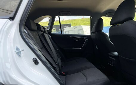 Toyota RAV4, 2021 год, 3 149 000 рублей, 13 фотография