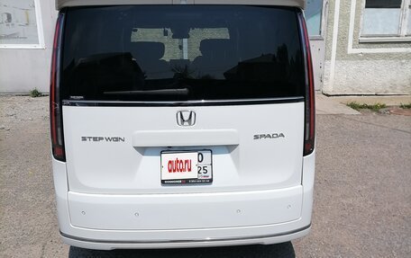 Honda Stepwgn, 2022 год, 2 850 000 рублей, 6 фотография