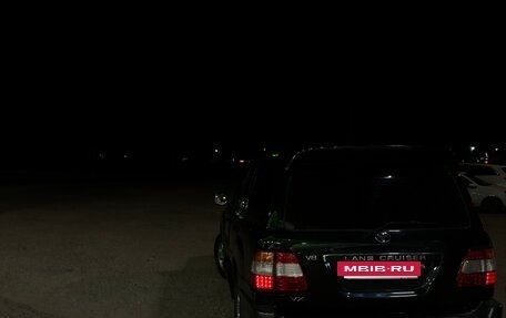 Toyota Land Cruiser 100 рестайлинг 2, 2007 год, 2 450 000 рублей, 8 фотография
