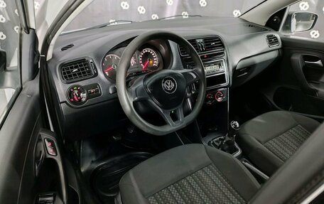 Volkswagen Polo VI (EU Market), 2019 год, 590 000 рублей, 18 фотография