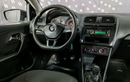 Volkswagen Polo VI (EU Market), 2019 год, 590 000 рублей, 21 фотография