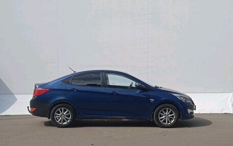 Hyundai Solaris II рестайлинг, 2015 год, 525 000 рублей, 4 фотография
