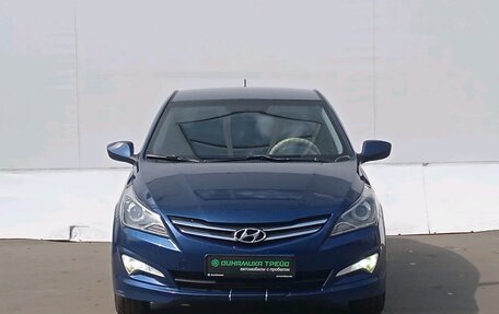 Hyundai Solaris II рестайлинг, 2015 год, 525 000 рублей, 2 фотография
