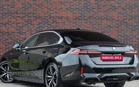 BMW 5 серия, 2025 год, 7 210 000 рублей, 3 фотография
