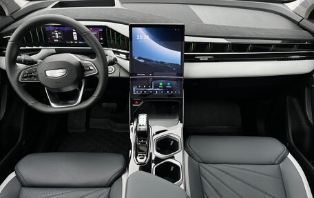 Geely Atlas, 2024 год, 4 017 190 рублей, 9 фотография