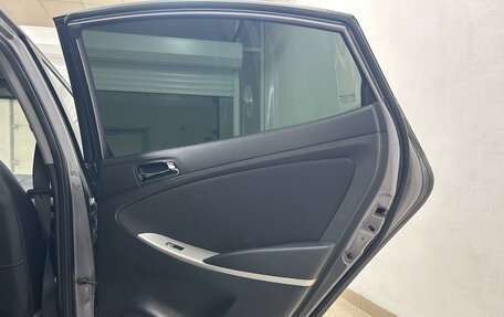 Hyundai Solaris II рестайлинг, 2011 год, 740 000 рублей, 9 фотография