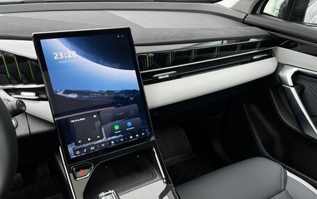 Geely Atlas, 2024 год, 4 017 190 рублей, 11 фотография