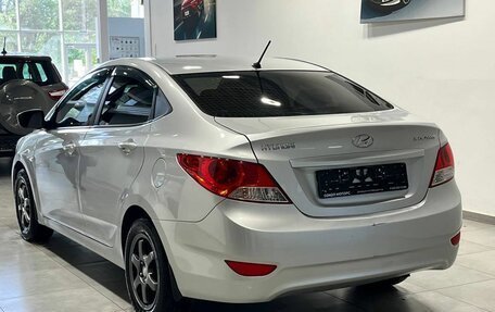 Hyundai Solaris II рестайлинг, 2013 год, 949 900 рублей, 3 фотография