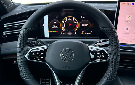 Volkswagen Tiguan, 2024 год, 5 990 000 рублей, 19 фотография