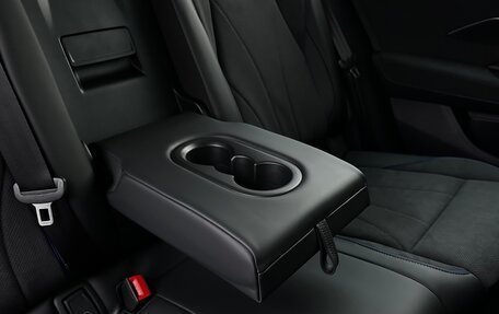Volkswagen Tiguan, 2024 год, 5 990 000 рублей, 11 фотография