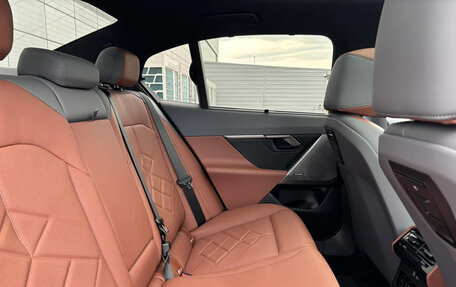 BMW 5 серия, 2025 год, 7 320 000 рублей, 9 фотография