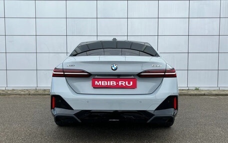 BMW 5 серия, 2025 год, 7 320 000 рублей, 6 фотография