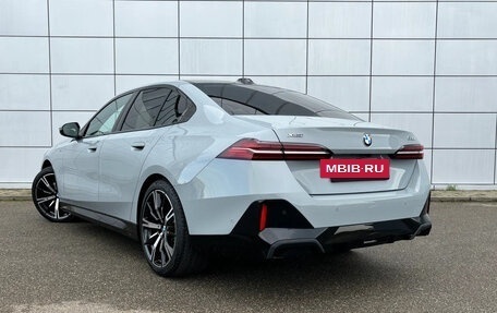 BMW 5 серия, 2025 год, 7 320 000 рублей, 7 фотография