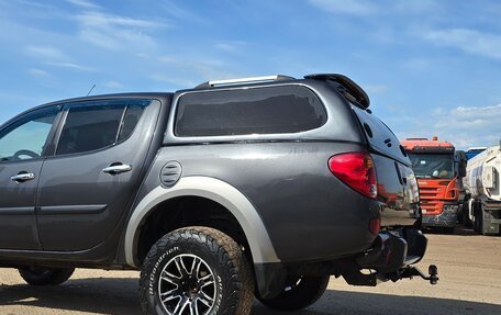 Mitsubishi L200 IV рестайлинг, 2013 год, 1 600 000 рублей, 2 фотография